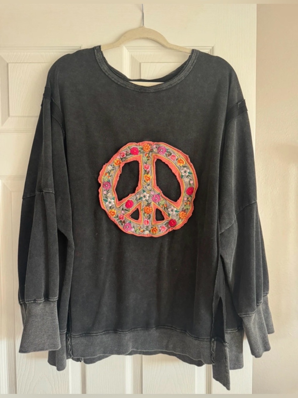 Washed Black Women's Sweatshirt with Embroidered Floral Peace Patch
